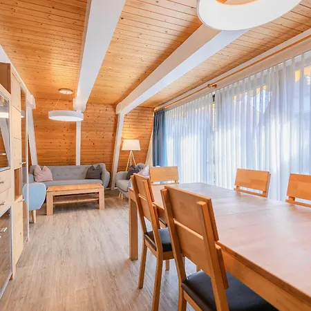 Ferienwohnpark Nurdachhaus Typ 8 Ndt 113 Holiday home Immenstaad am Bodensee